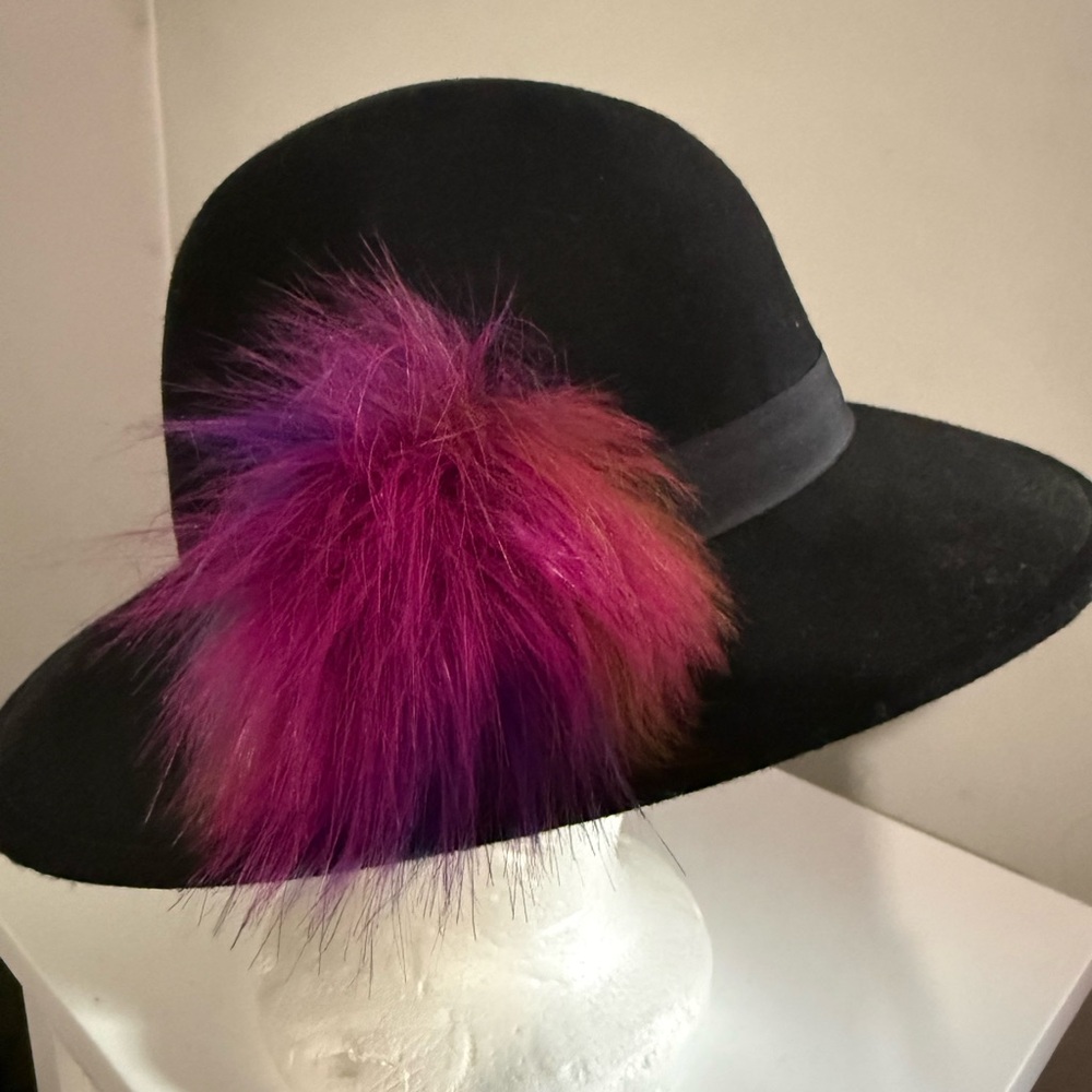 Nordstrom Black Wide-Brim wool Fedora with faux fur Pom Pom